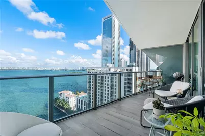 460 NE 28th St #2103, Miami, FL 33137 - Photo 1