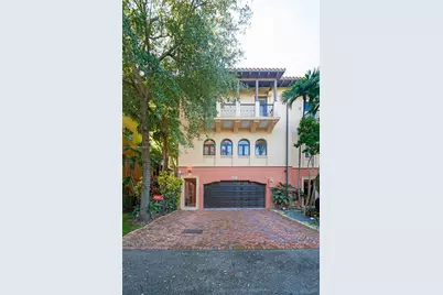 6223 Paradise Point Dr, Palmetto Bay, FL 33157 - Photo 1