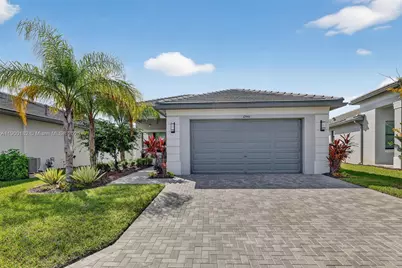 12446 SW Alongshore Dr, Port Saint Lucie, FL 34987 - Photo 1