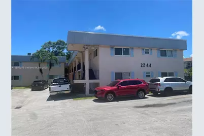 2244 Madison St #9, Hollywood, FL 33020 - Photo 1