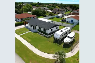 11462 SW 225th St, Miami, FL 33170 - Photo 1