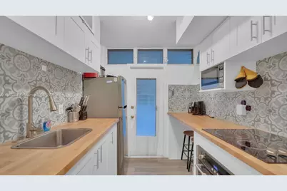 1400 Pennsylvania Ave #15, Miami Beach, FL 33139 - Photo 1