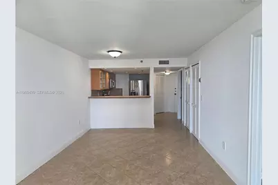 5880 Collins Ave #806, Miami Beach, FL 33140 - Photo 1