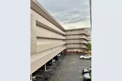 802 NW 87th Ave #319, Miami, FL 33172 - Photo 1
