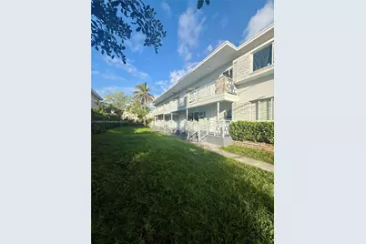 7600 Dickens Ave #6, Miami Beach, FL 33141 - Photo 1