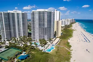 2700 N Ocean Dr, Riviera Beach, FL 33404 - Photo 1
