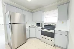 16118 NE 21st Ave, North Miami Beach, FL 33162 - Photo 1
