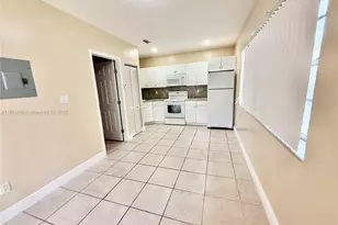 214 Salamanca Ave, Coral Gables, FL 33134 - Photo 1
