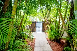 1127 Meridian Ave, Miami Beach, FL 33139 - Photo 1