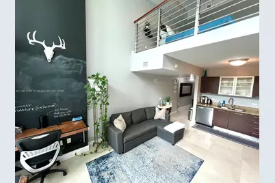 41 SE 5th St #705, Miami, FL 33131 - Photo 1