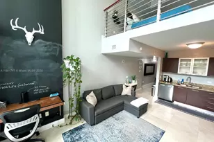 41 SE 5th St, Miami, FL 33131 - Photo 1