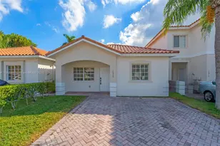 10908 SW 182nd Ln, Miami, FL 33157 - Photo 1