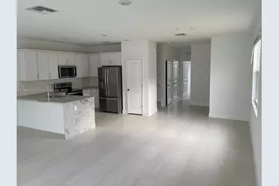 125 SW 171st Way #125, Pembroke Pines, FL 33027 - Photo 1