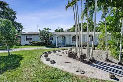 6300 SW 62nd Pl, South Miami, FL 33143 - Photo 1