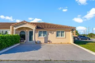 7539 NW 173rd Terrace, Hialeah, FL 33015 - Photo 1