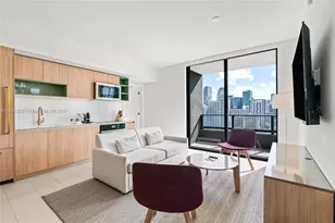 159 NE 6th St, Miami, FL 33132 - Photo 1