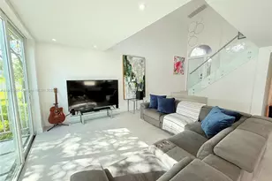 10626 NW 7th St, Pembroke Pines, FL 33026 - Photo 1