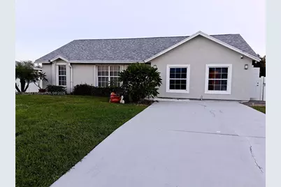 250 SW Airview Ave #B, Port Saint Lucie, FL 34984 - Photo 1