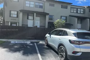 10060 NW 9th St Cir, Miami, FL 33172 - Photo 1