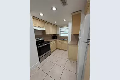 8820 Fontainebleau Blvd #403, Miami, FL 33172 - Photo 1