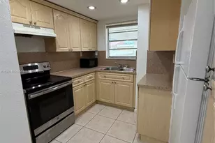 8820 Fontainebleau Blvd, Miami, FL 33172 - Photo 1