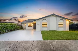 1052 NW 127th Path, Miami, FL 33182 - Photo 1