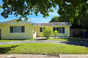 321 6th St, Lake Park, FL 33403 - Photo 1