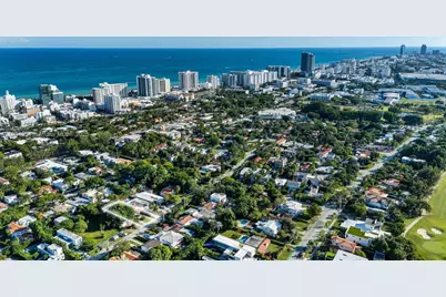 3153 Royal Palm Ave, Miami Beach, FL 33140 - Photo 1