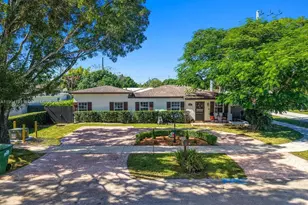 4200 SW 60th Ct, Miami, FL 33155 - Photo 1