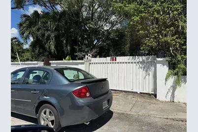 25 NW 51st St, Miami, FL 33127 - Photo 1