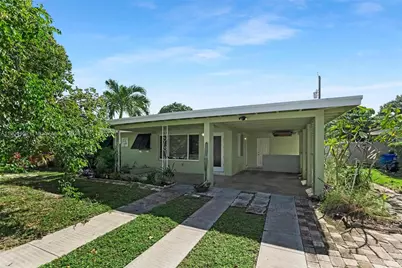 740 NE 8th St, Pompano Beach, FL 33060 - Photo 1