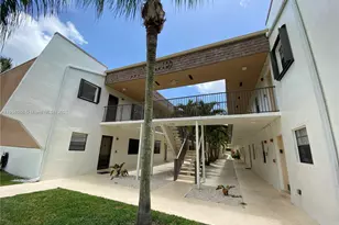 8261 SW 128th St, Pinecrest, FL 33156 - Photo 1