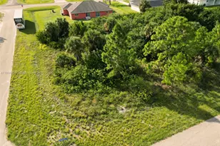 936-938 Countess Ave, Lehigh Acres, FL 33974 - Photo 1