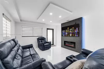 10364 SW 6th St #10364, Sweetwater, FL 33174 - Photo 1