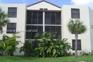 214 Lake Pointe Dr, Oakland Park, FL 33309 - Photo 1