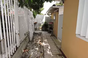 681 NE 3rd Pl, Hialeah, FL 33010 - Photo 1