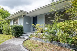 8201 Yardley Ave N, Saint Petersburg, FL 33710 - Photo 1