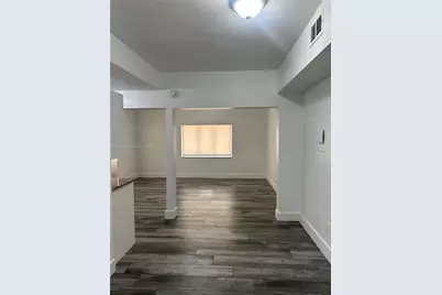 2500 NE 192nd St #7, Miami, FL 33180 - Photo 1