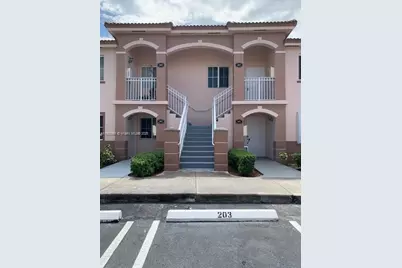 1270 SE 27th St #203, Homestead, FL 33035 - Photo 1