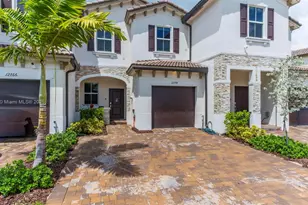 12774 NW 22nd Pl, Miami, FL 33167 - Photo 1