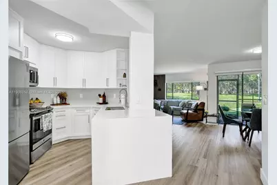 8137 NW 17th Mnr #8137, Plantation, FL 33322 - Photo 1