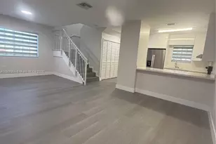 6752 NW 182nd St, Hialeah, FL 33015 - Photo 1