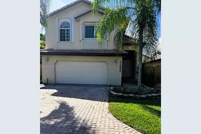 11232 NW 51st Ter, Doral, FL 33178 - Photo 1