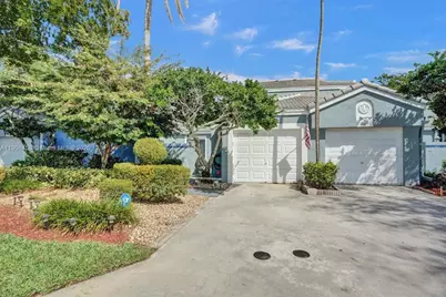 8465 Waterford Cir, Tamarac, FL 33321 - Photo 1