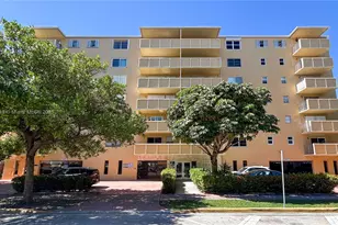 730 Pennsylvania Ave, Miami Beach, FL 33139 - Photo 1