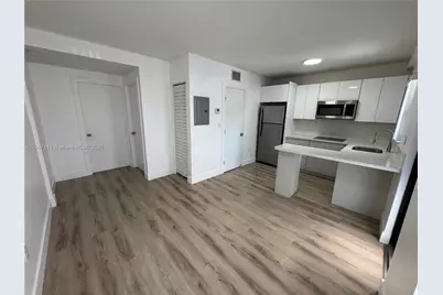 1971 NW 2nd Ct #7, Miami, FL 33136 - Photo 1