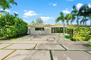 19461 NE 22nd Rd, North Miami Beach, FL 33179 - Photo 1