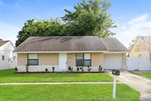 5168 Edgecliff Ave, Lake Worth, FL 33463 - Photo 1