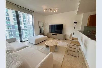 1050 Brickell Ave #2212, Miami, FL 33131 - Photo 1