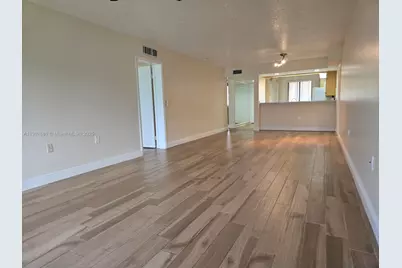 2701 N Village Blvd #102, West Palm Beach, FL 33409 - Photo 1